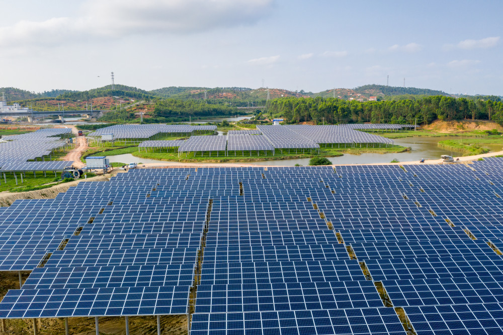 Prix de panneaux solaires pour une maison de 150 m² : un investissement rentable et écologique